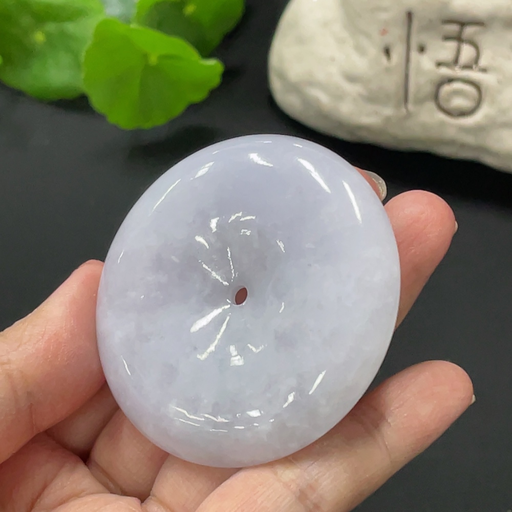 F33874339 JadeitePeace Buckle Pendant