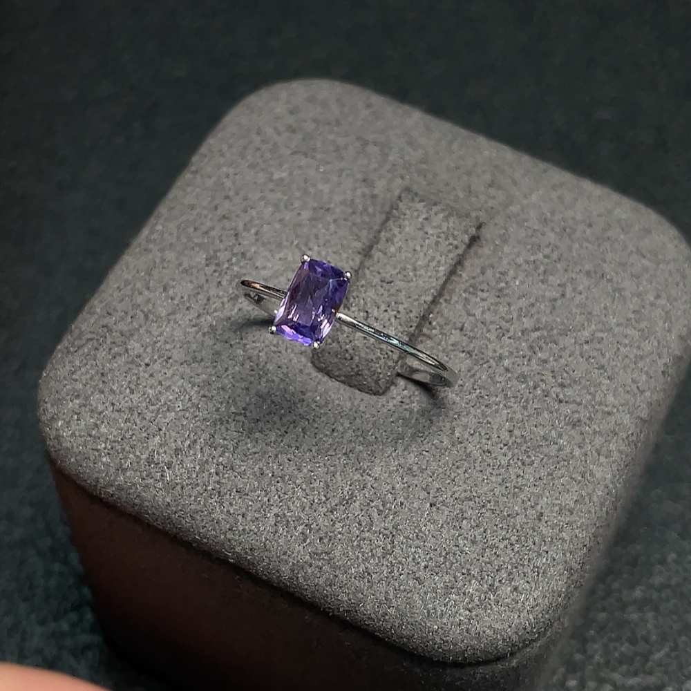 C34008885 Sapphire Ring 18K Gold Total Weight Approx.0.86g Size13 5.6*3.6mm