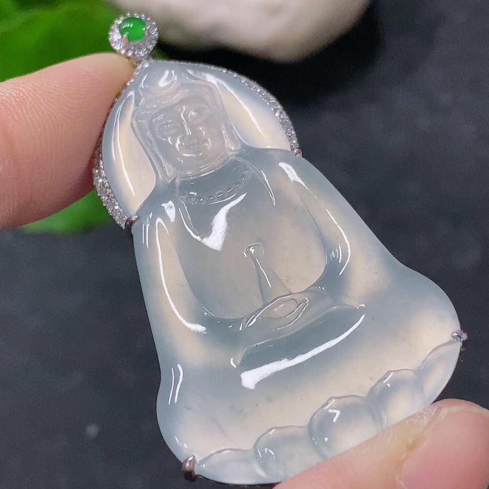 F32799247 Jadeite inlaid Guanyin pendant 18k with diamond accents, total product weight approximately 9.63g
