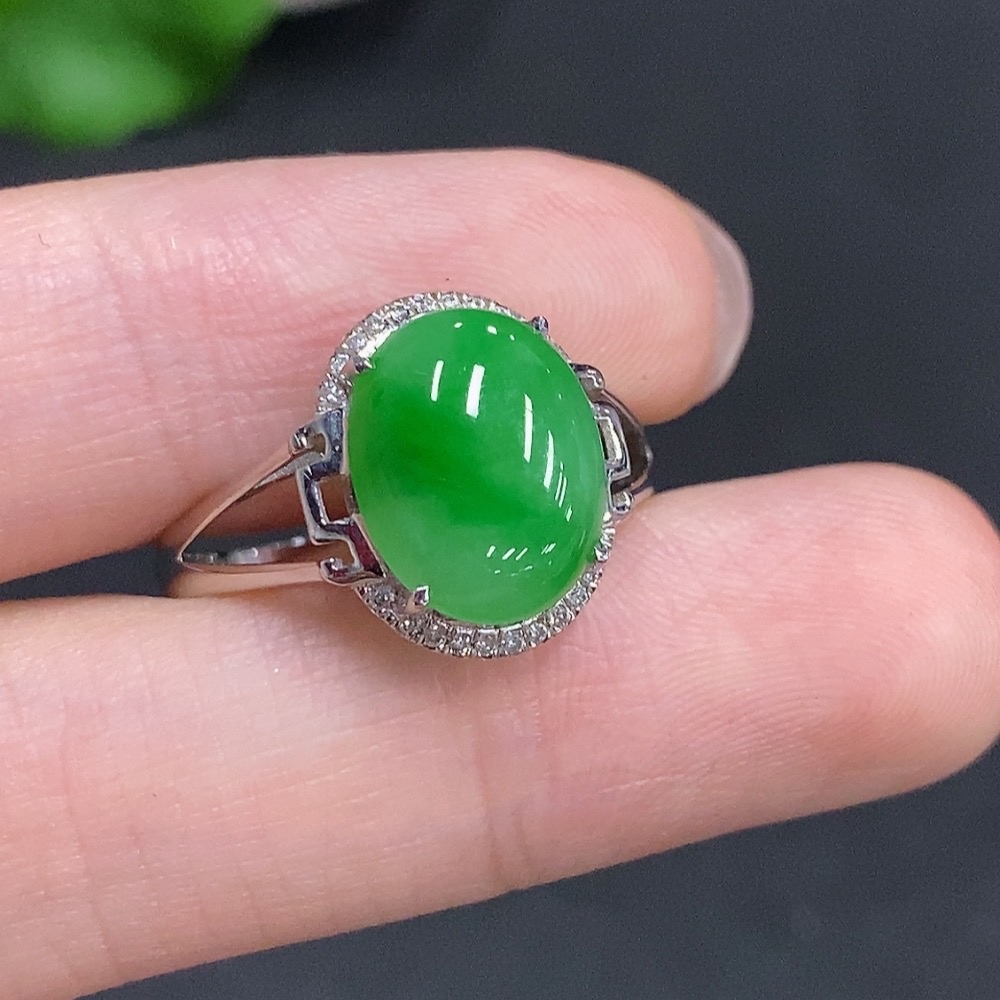 F35079260 Jadeite Cabochon Ring Unmarked 18K Gold Approx. 2.7g Size 18 With Diamond Accents