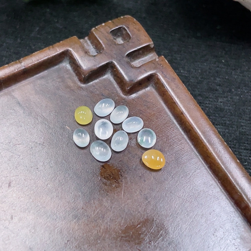 F32810262 Jadeite Cabochon Sell as a Lot (Color Origin Undetermined)