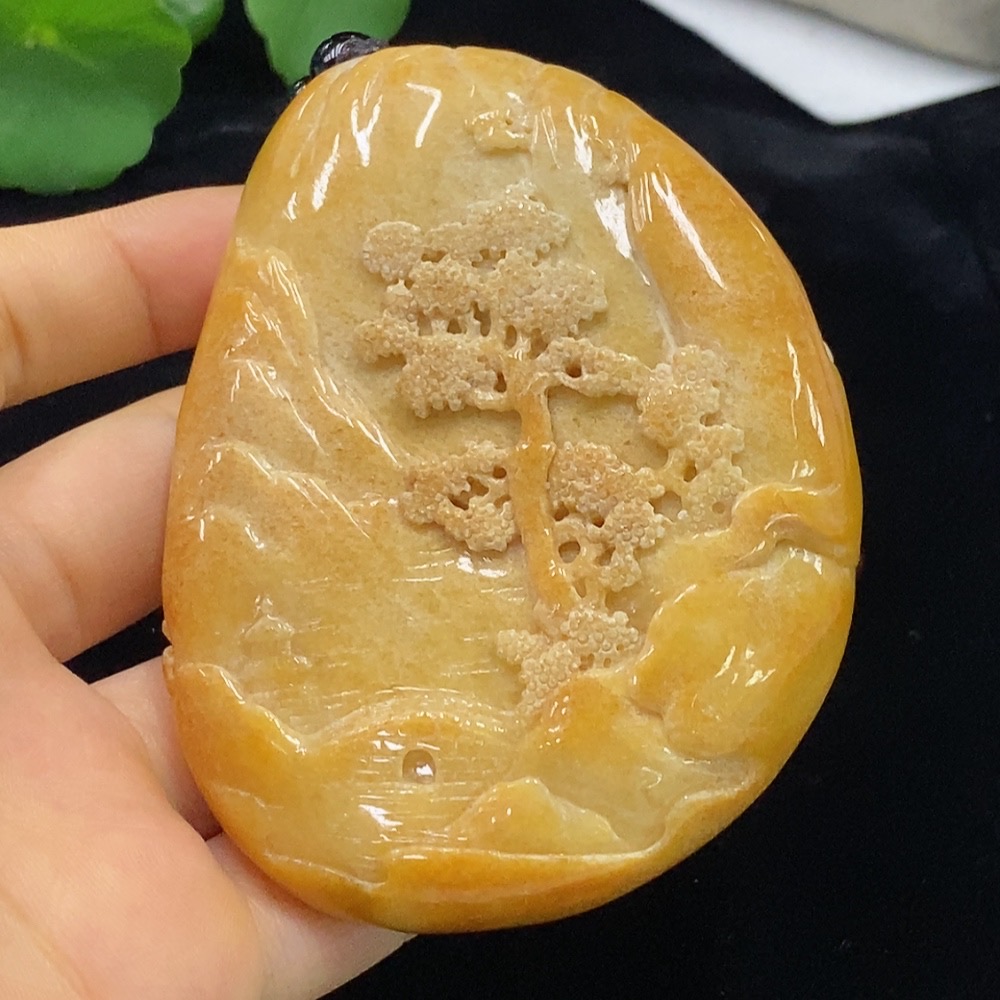 F34948768 Jadeite Landscape Pendant Total Weight Approximately 222.88g (Including Chain Weight) Yellow Part Color Origin Undetermined With Non-Type A Beads