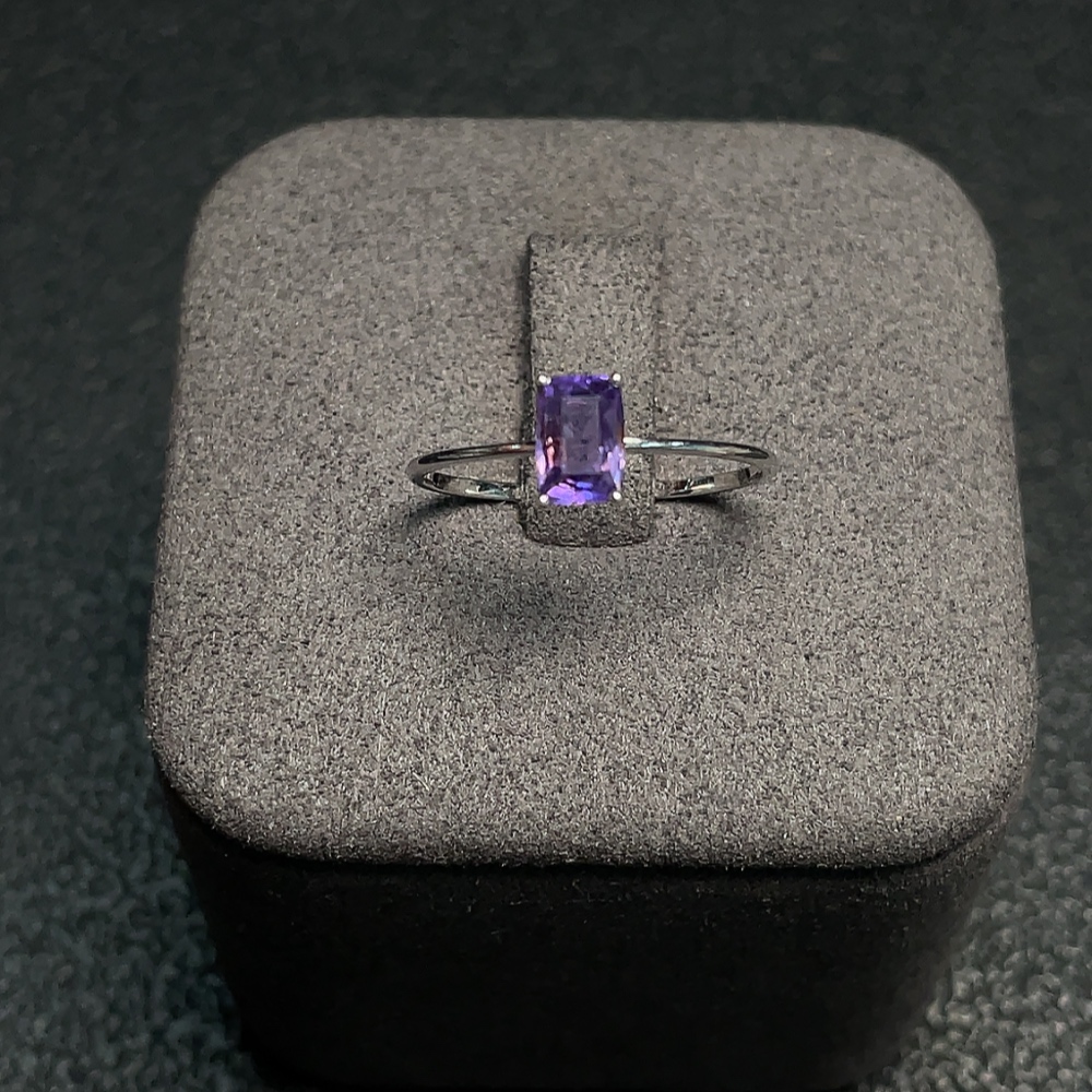 C34008885 Sapphire Ring 18K Gold Total Weight Approx.0.86g Size13 5.6*3.6mm