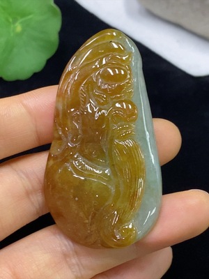 F34974336 Jadeite Pendant, Total Weight Approximately 28.43g, Color Origin of Yellow Part Undetermined
