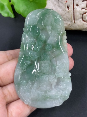 F46598286 翡翠普贤挂件 货品总重约41.9克