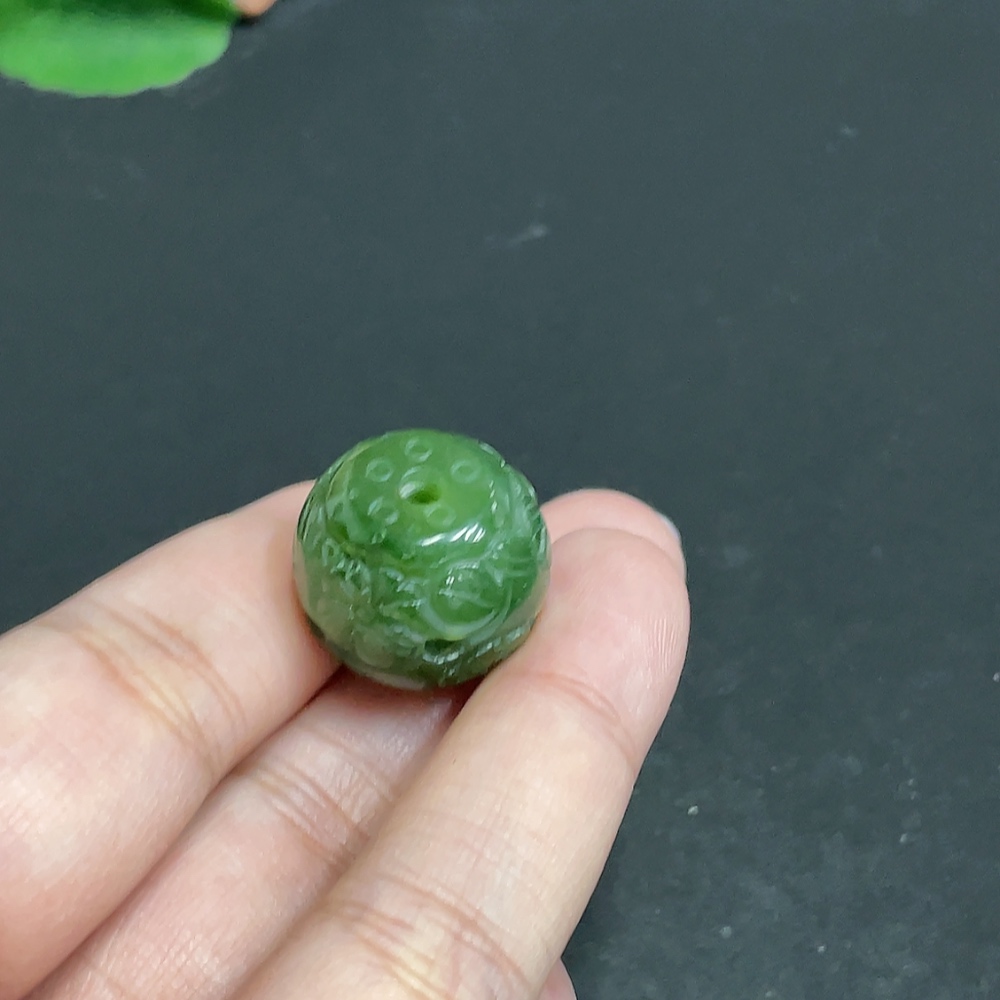 H32805430 Hetian Jade Pendant, Antique-style Piece, Total Weight Approx. 12.1g