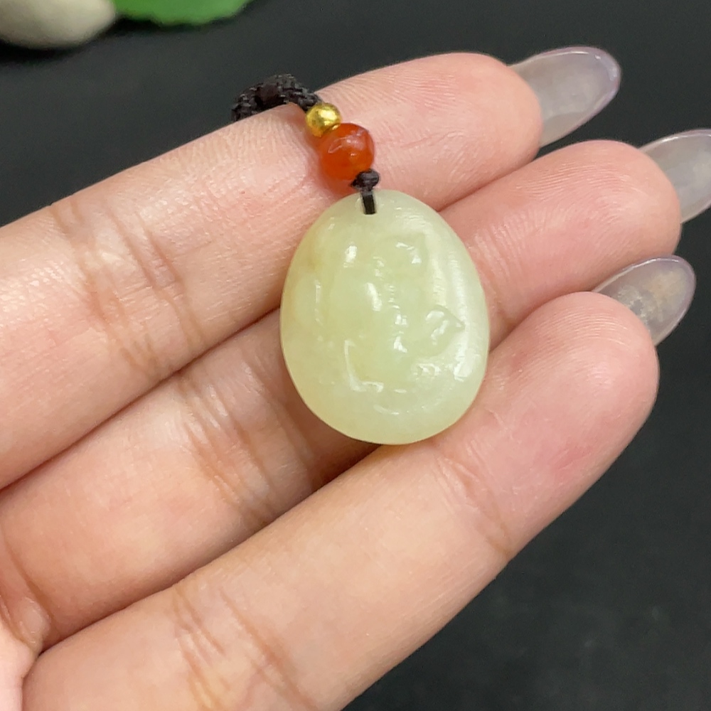 H34956478 Hetian Jade Pendant  Prosperity in Bloom  Total Weight: approx. 4.7g (including rope)