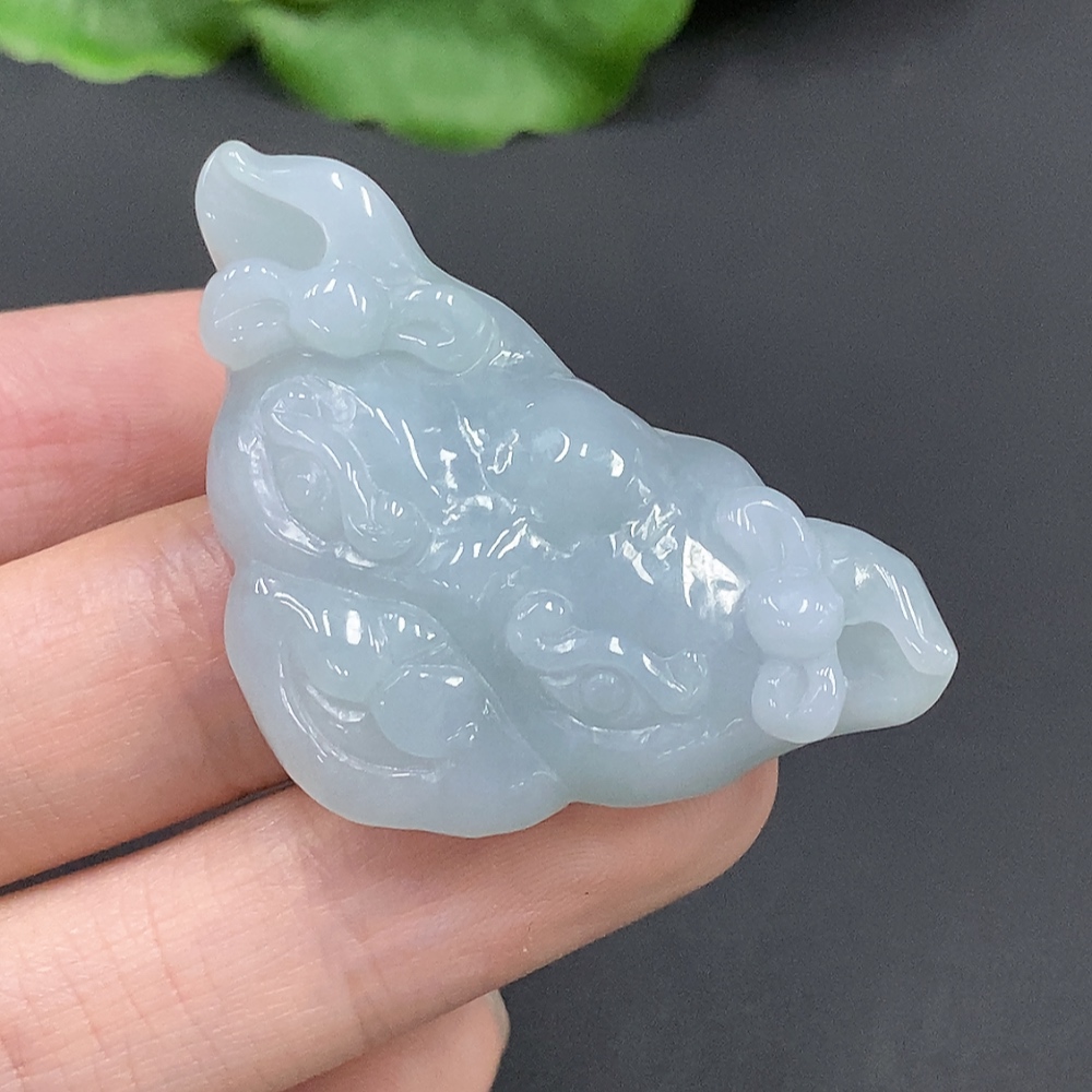 F19187933 Jadeite Pendant Cat Total Weight 15.777g