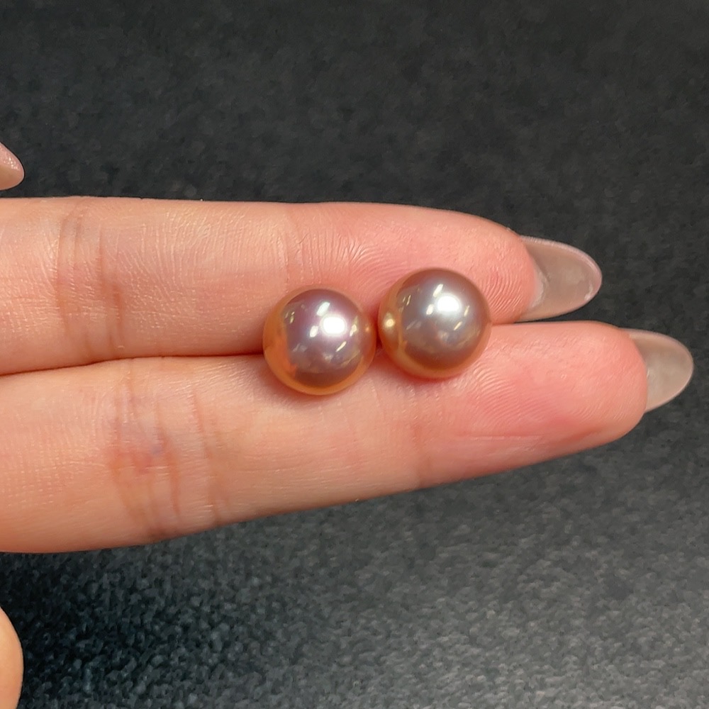 C33921456 18k composite pearl earrings with a total weight of approximately 2.12 grams and a size of about 10.3mm