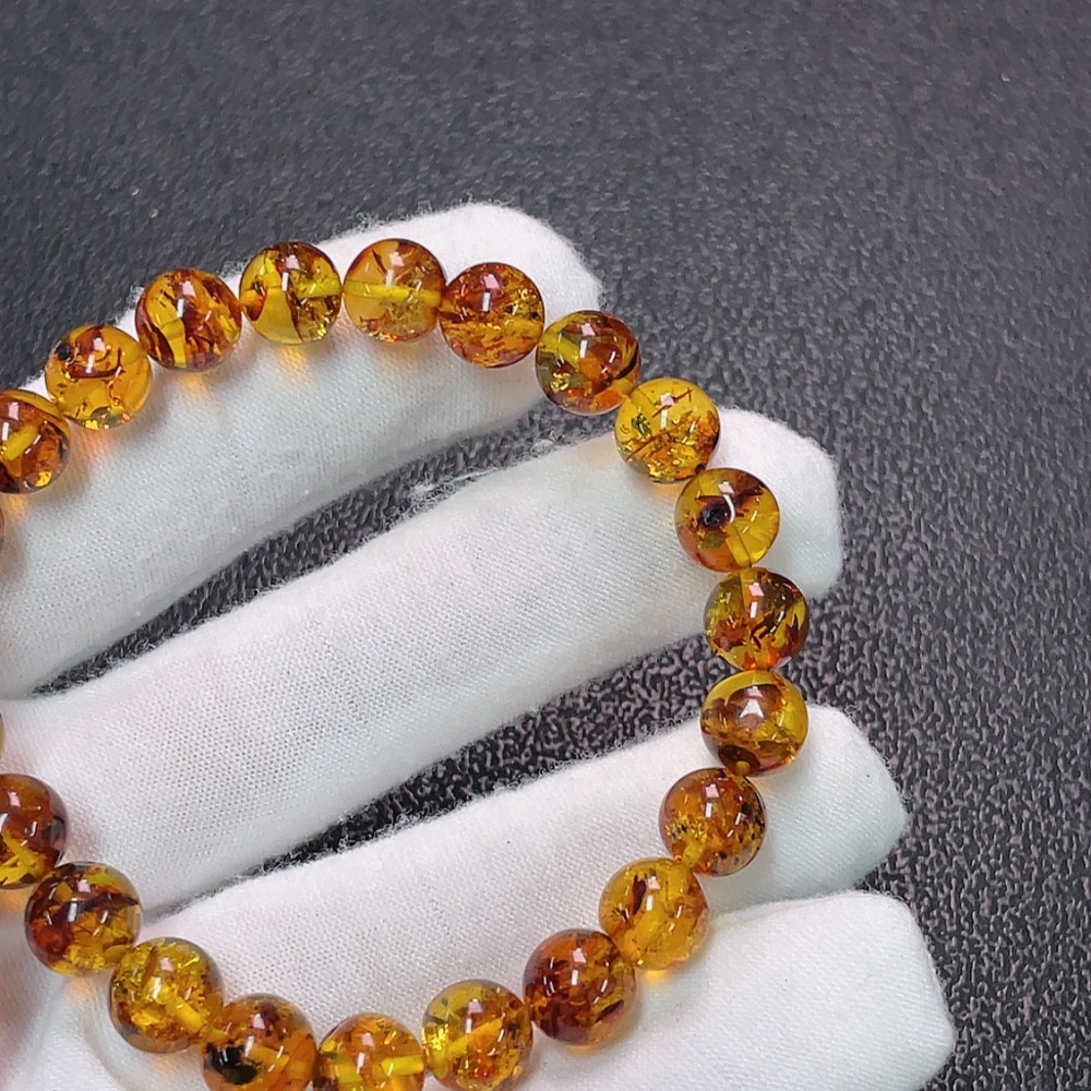 C34006984 Amber Beeswax Bracelet Total Weight Approx. 13.49g Sell as a Lot