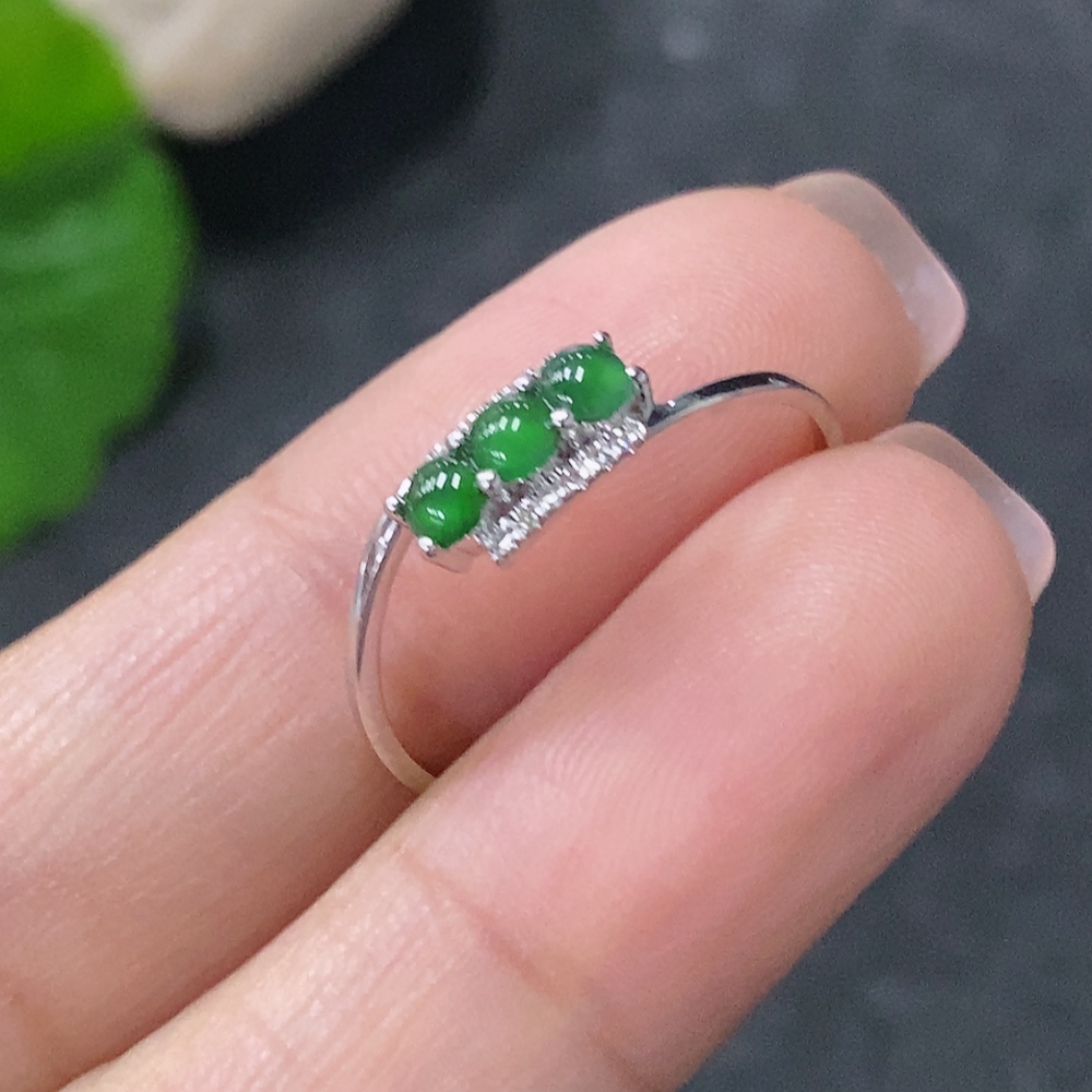 F34042627 Jadeite and Diamond Ring in 18K Gold, Size 15, Total Weight Approx. 1.08g