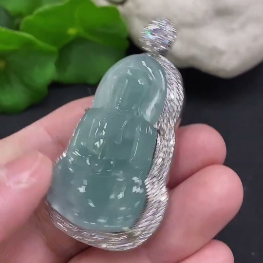 F35107734 Jadeite Guanyin Inlaid Pendant Non-Gold Inlaid Total Weight About 15g