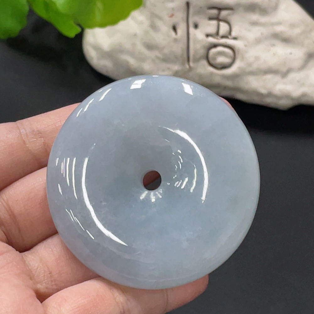 F34019132 Jadeite Safety Pendant, Total Weight Approximately 82.9g