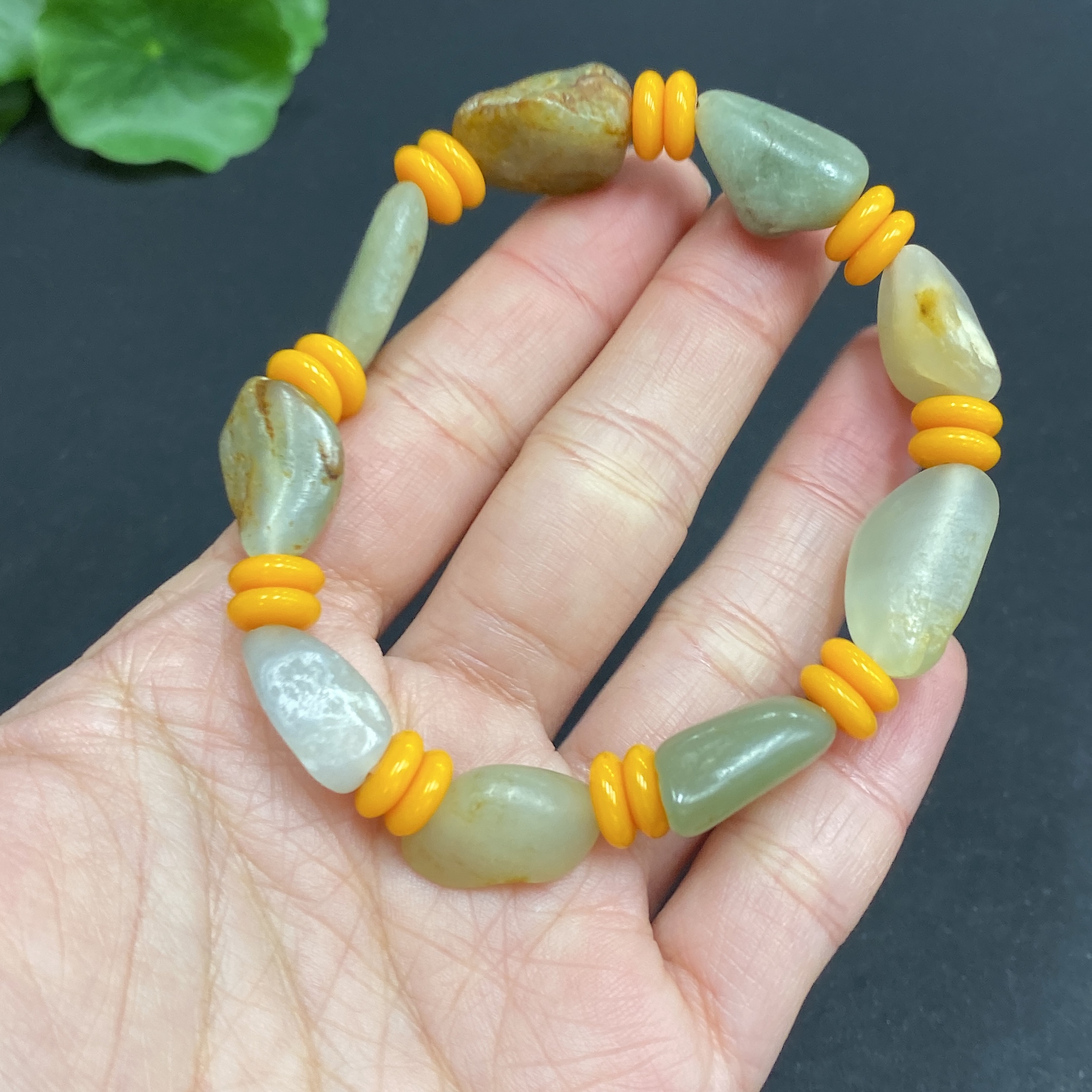H24760462 Hetian Jade Bracelet, Approx. 21.2g Total Weight, Undetermined Skin Color Origin