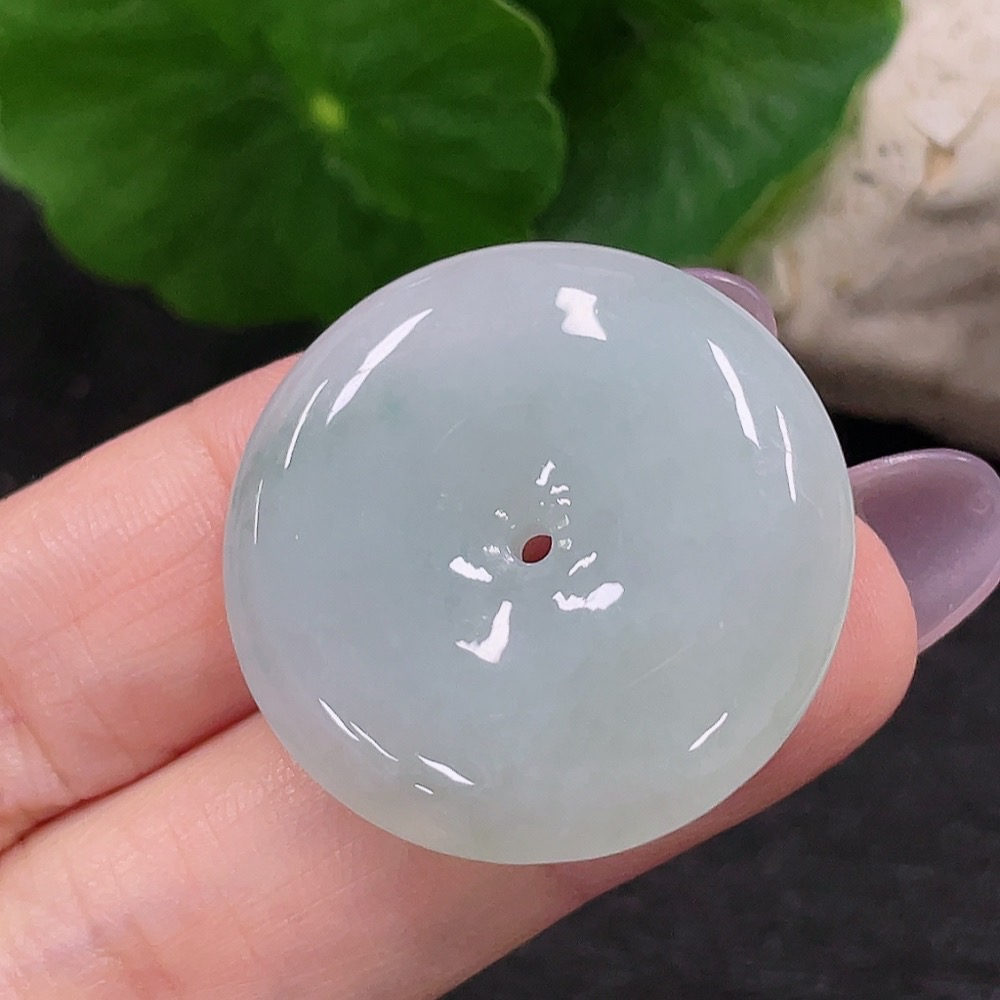 F34965714 Jadeite Peace Clasp Pendant Total Weight Approx. 11.44g