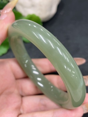 H32798214 Hetian Jade Round Bracelet Size 60 Total Weight Approx.65g