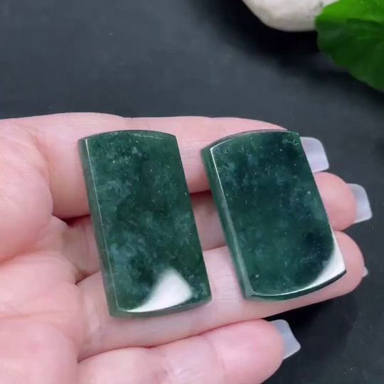 F27065030 A batch of jade pendants