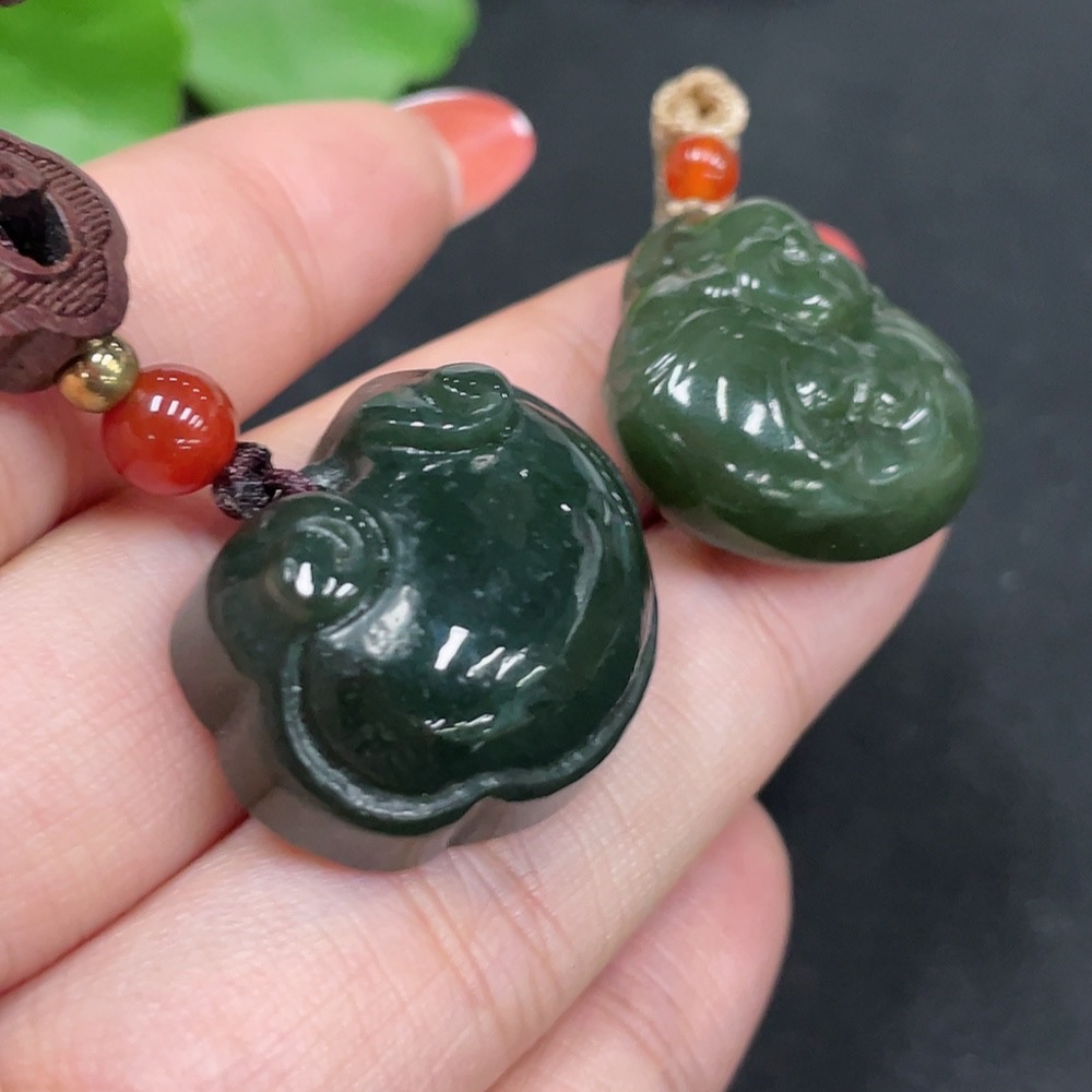 H34062737 Hetian Jade Pendant - Buddha + Ruyi