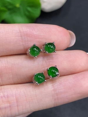 F34035130 Jadeite Cabochon Stud Earrings Sell as a Lot Non-Gold Setting