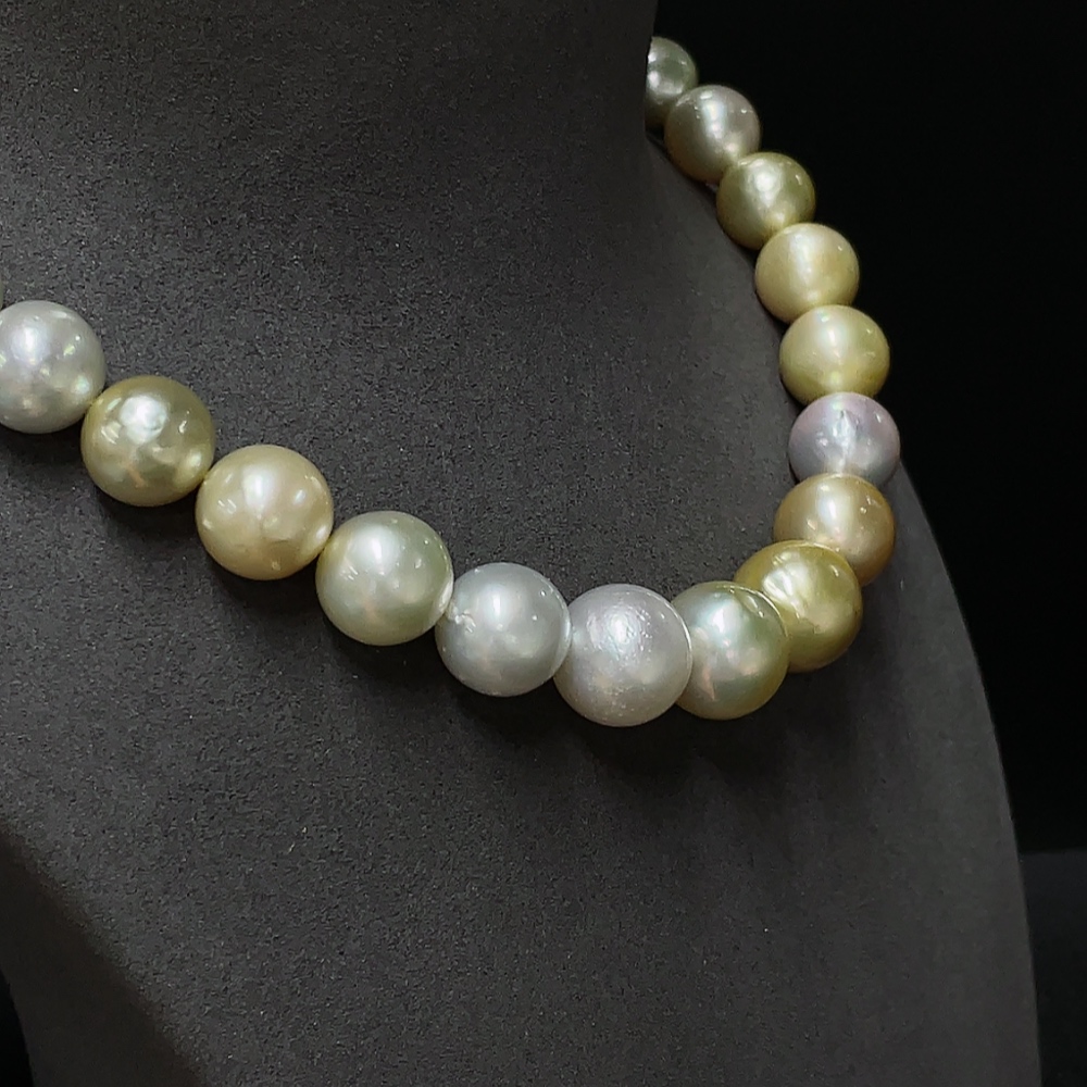 C31577859 Seawater Pearl Necklace Color Origin Undetermined Non-Gold Total Weight Approximately 112.71g Size About 12.2-15.3mm