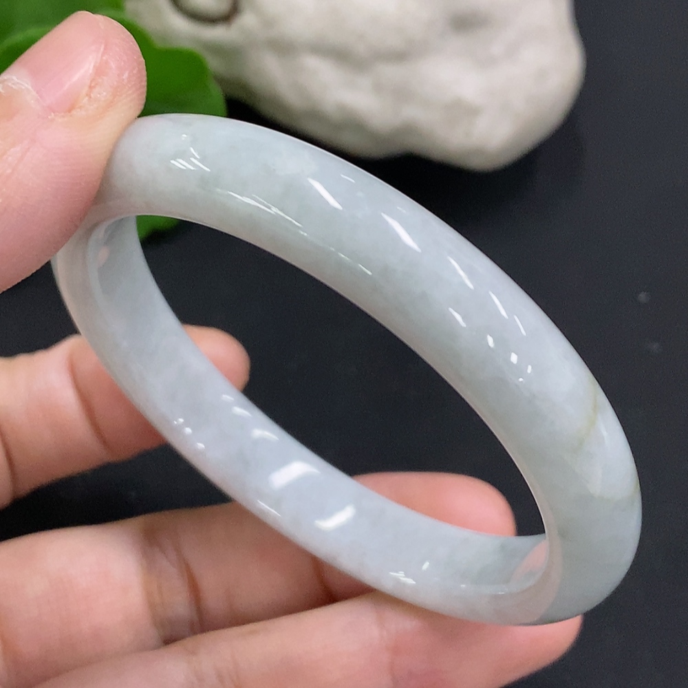 F35107210 Jadeite Round Bangle Size 52.9 Total Weight Approx. 35.6g