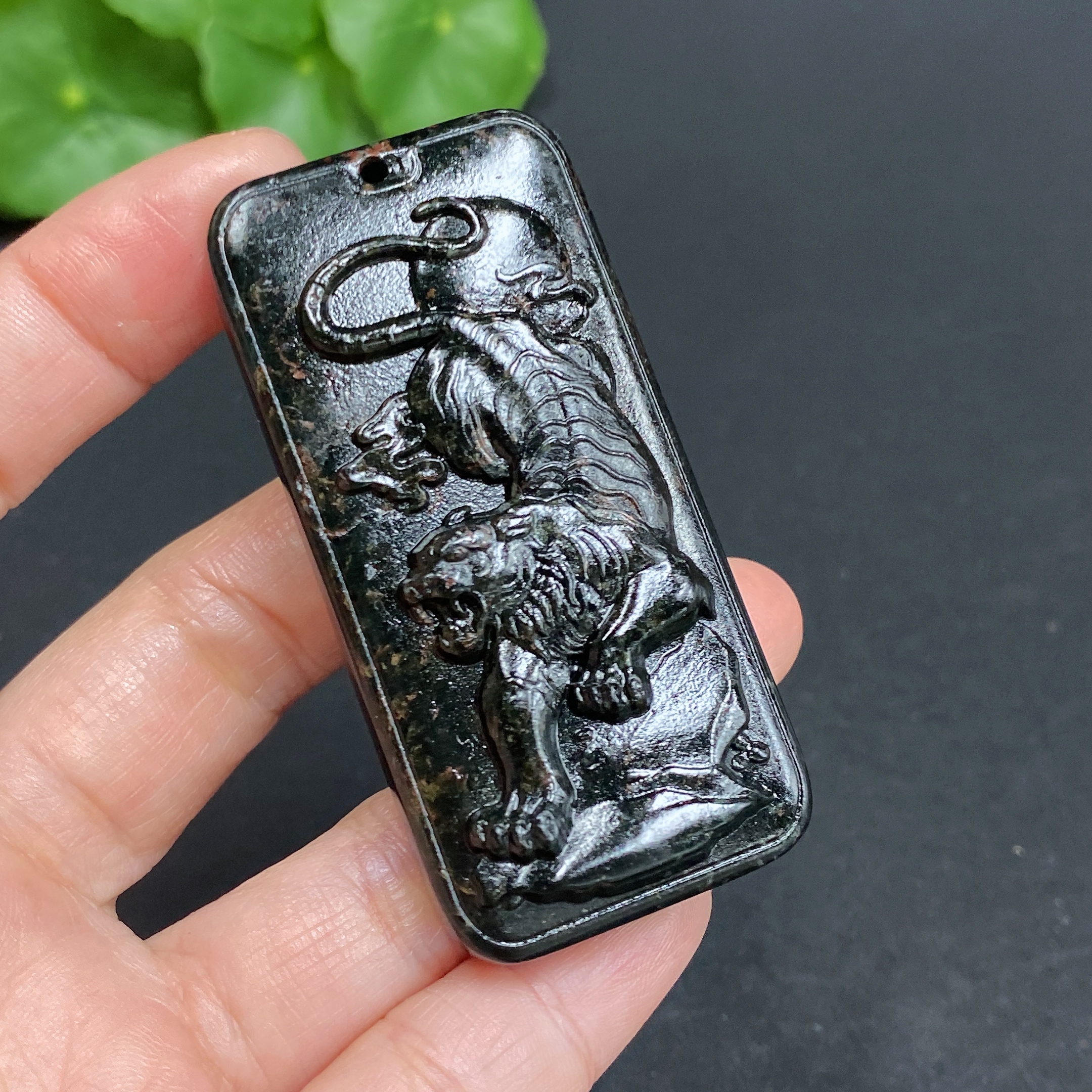 H27085546 Hetian Jade Pendant Tiger Plaque Undetermined Skin Color Formation Total Weight Approx. 42.9g