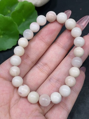 H33885563 阿拉善玛瑙手串  卡7.5mm左右   含其他矿物成分  货品总重约17.9g