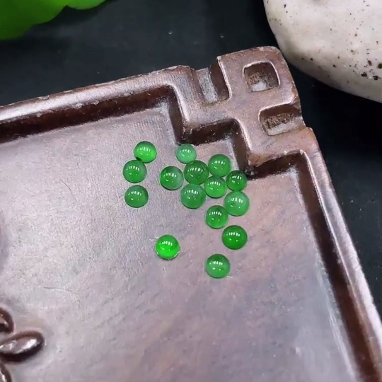 F34069391 Jadeite Cabochons Sell as a Lot