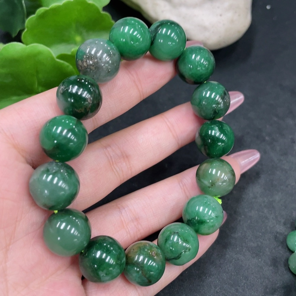 H33885624 African Emerald (Dulong Jade)