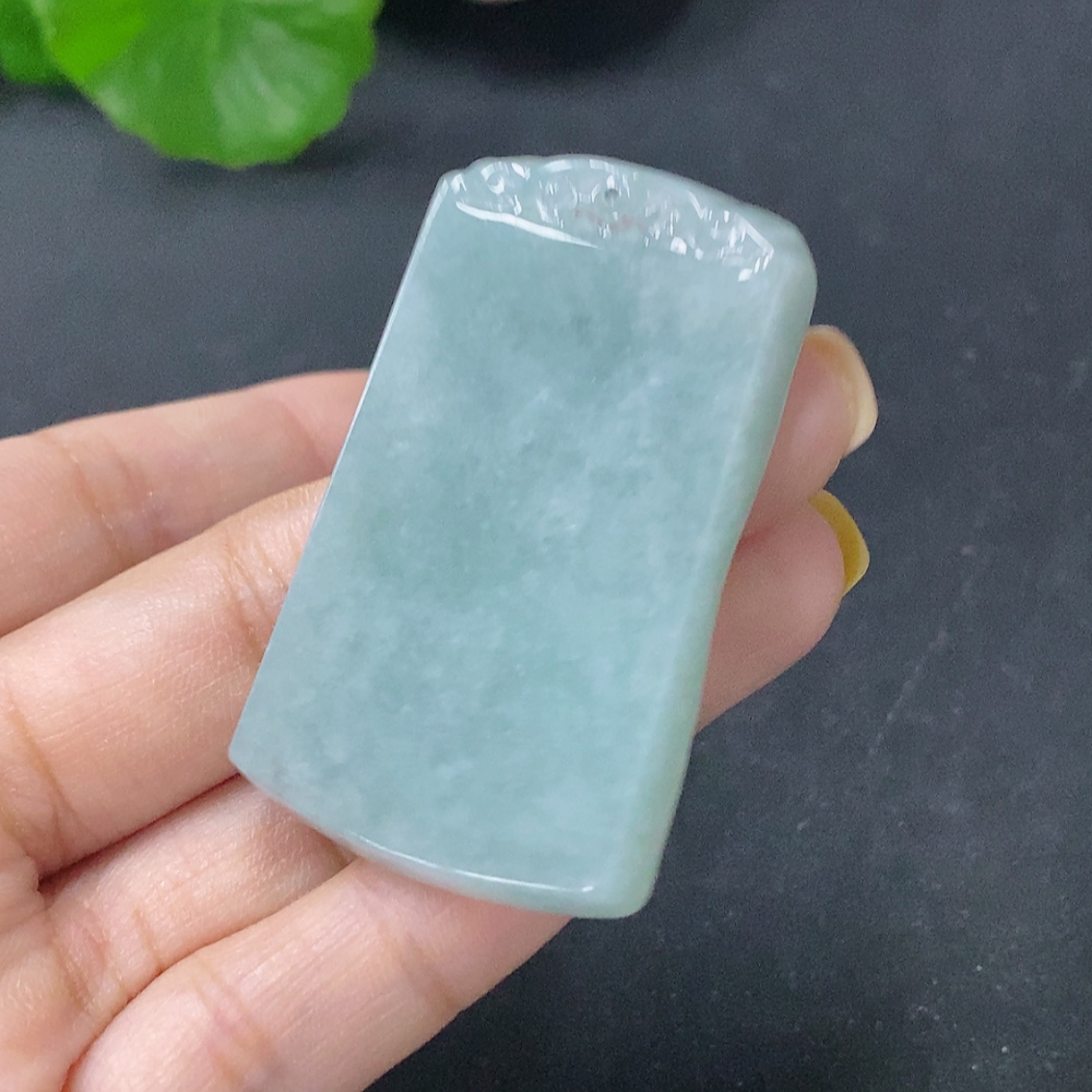 F28251413 JadeitePendant Antique Plaque