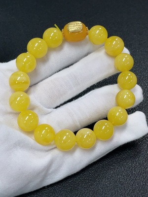 C32742582 Amber Beeswax Bracelet Non-Gold Total Weight Approx. 20.45g Size 12.7mm