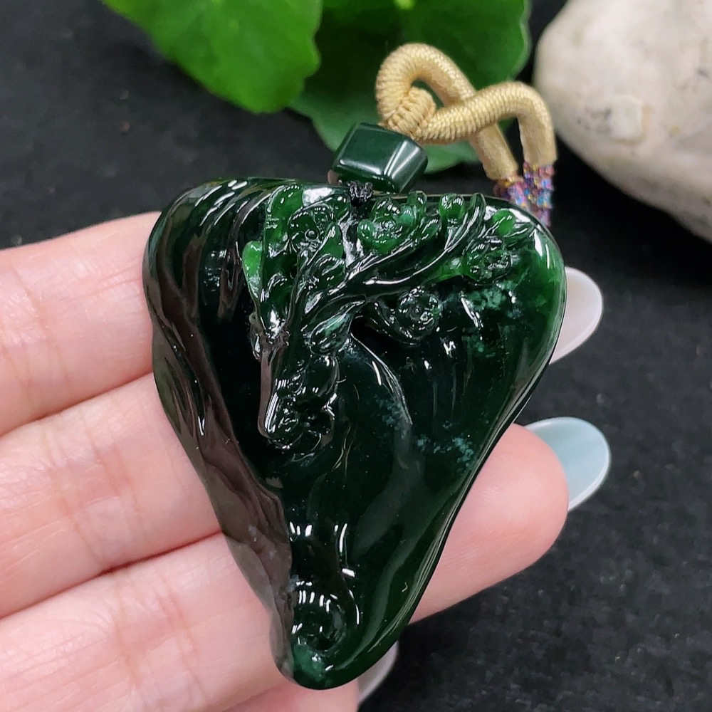 F33898320 Jadeite Deer Pendant Total Weight Approx. 24.7g (Including Rope Weight)
