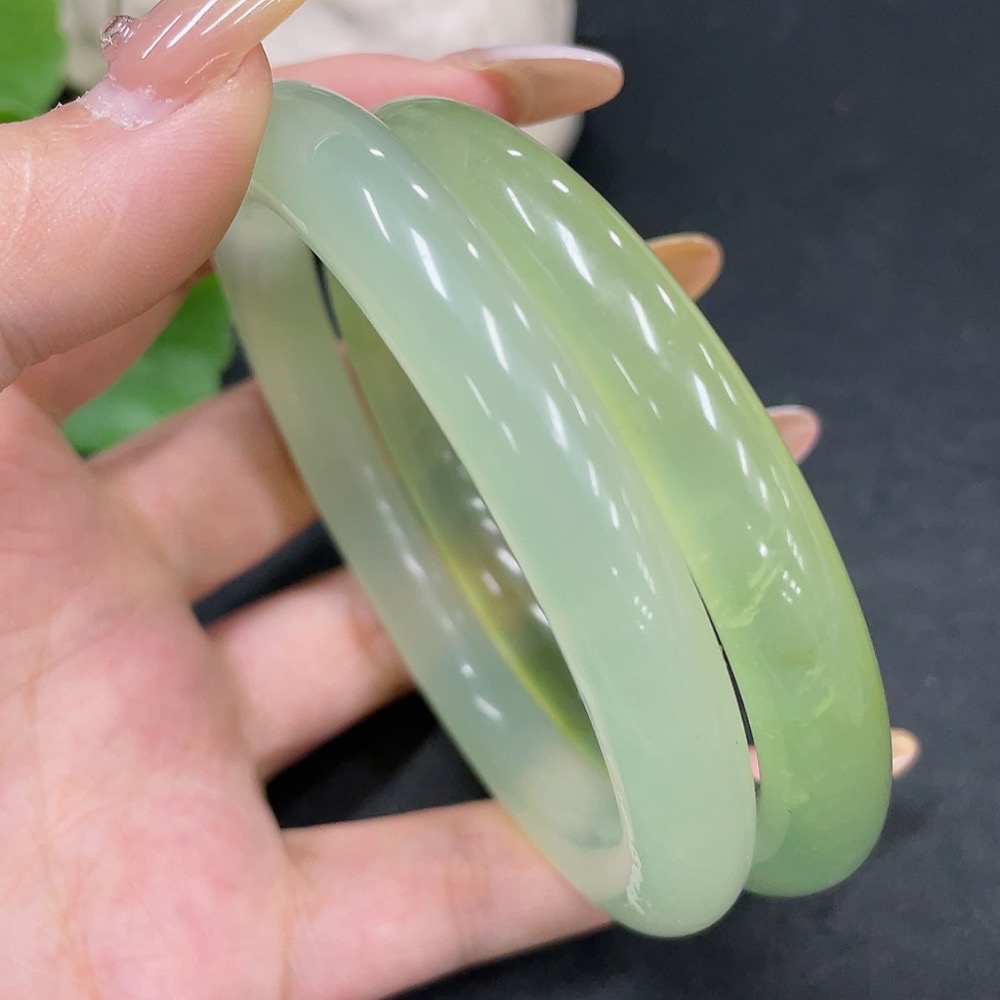 H32724784 Xiuyu (serpentine jade)
