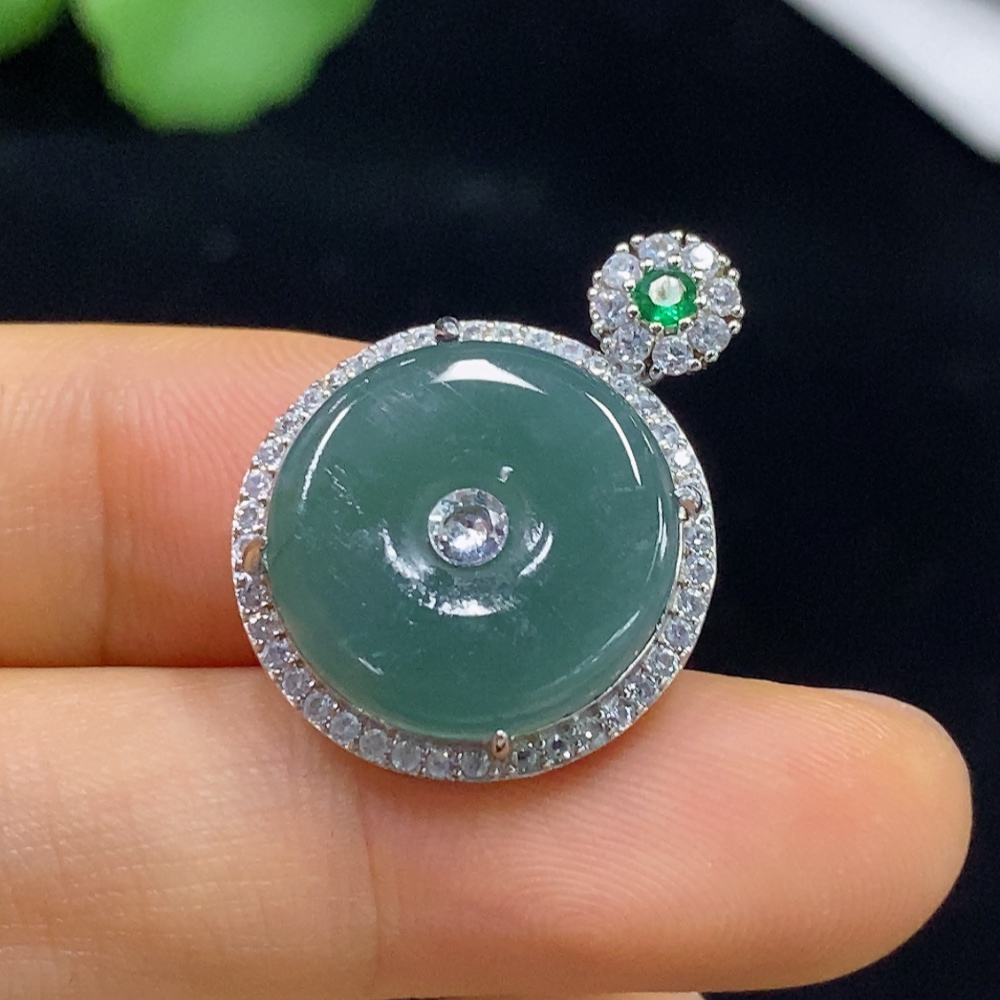 F35093808 Jadeite Peace Knot Inlaid Pendant Non-Gold Total Weight Approx. 4.2g