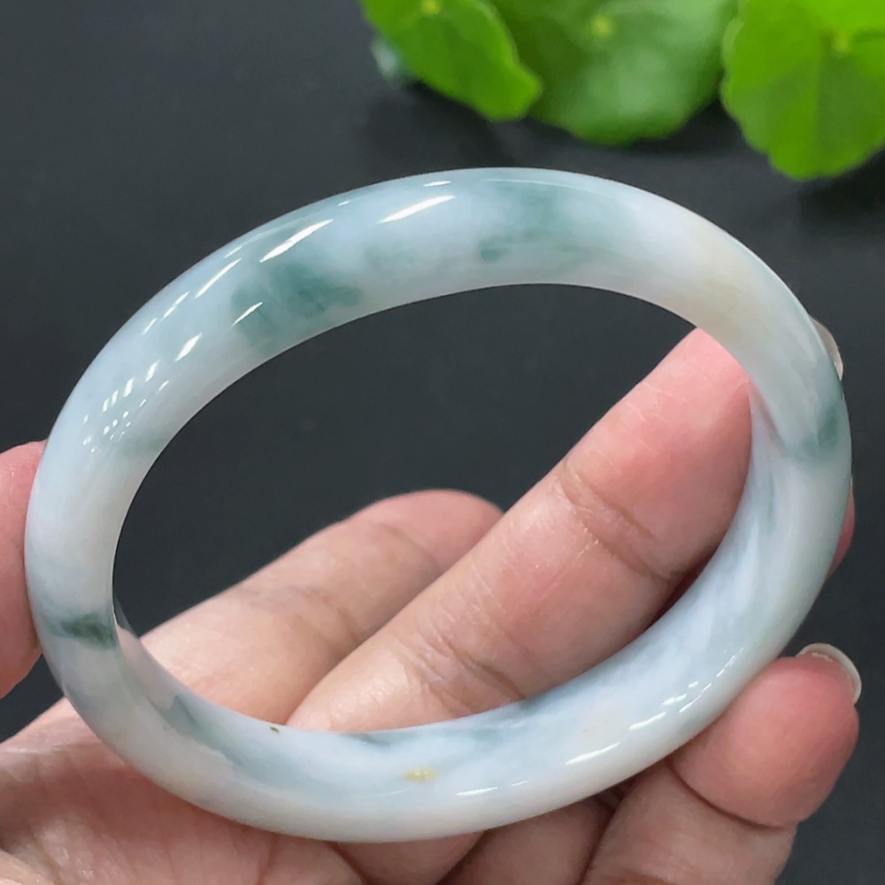 F33874458 Imperial Concubine Jadeite Bangle