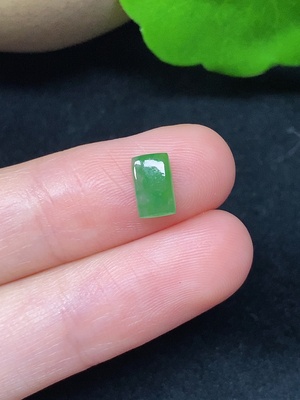 F45335201 翡翠马鞍戒面 总重约0.14g