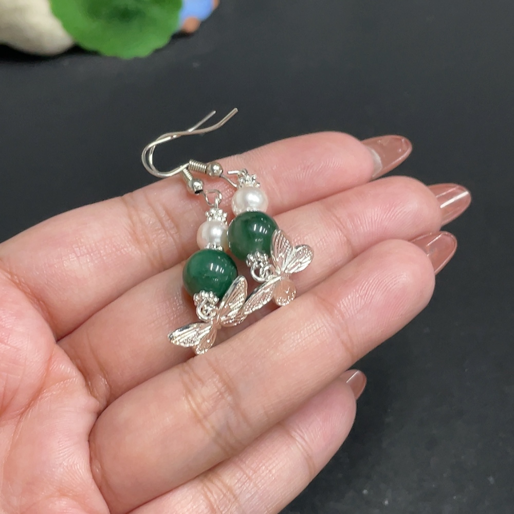H34010710 African Emerald (Dulong Jade)