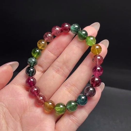 C34009652 Tourmaline Bracelet with Visible Organic Matter, Total Weight Approx. 22.63g, Size ~8.6mm