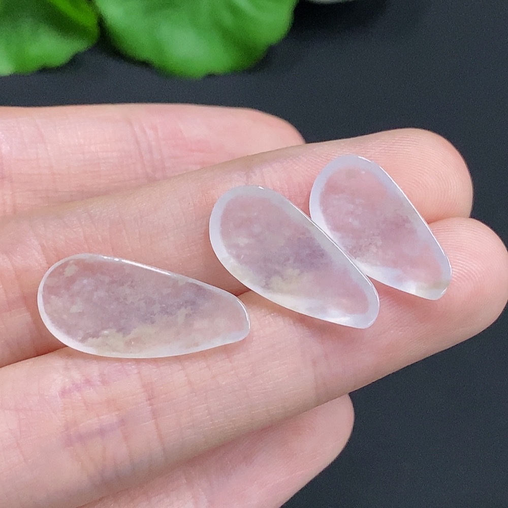 F30543720 Jadeite Pendant