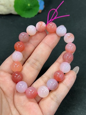 H41938879 盐源玛瑙手串 卡11.5mm左右 仅红色 货品总重约39.6g