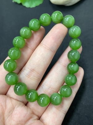 H41945574 和田玉碧玉手串 卡9.2mm左右   货品总重约26g