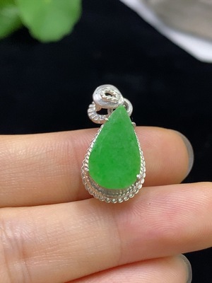 F32707329 Jadeite Inlaid Piece Non-Gold Inlaid Total Weight Approx. 3.6g