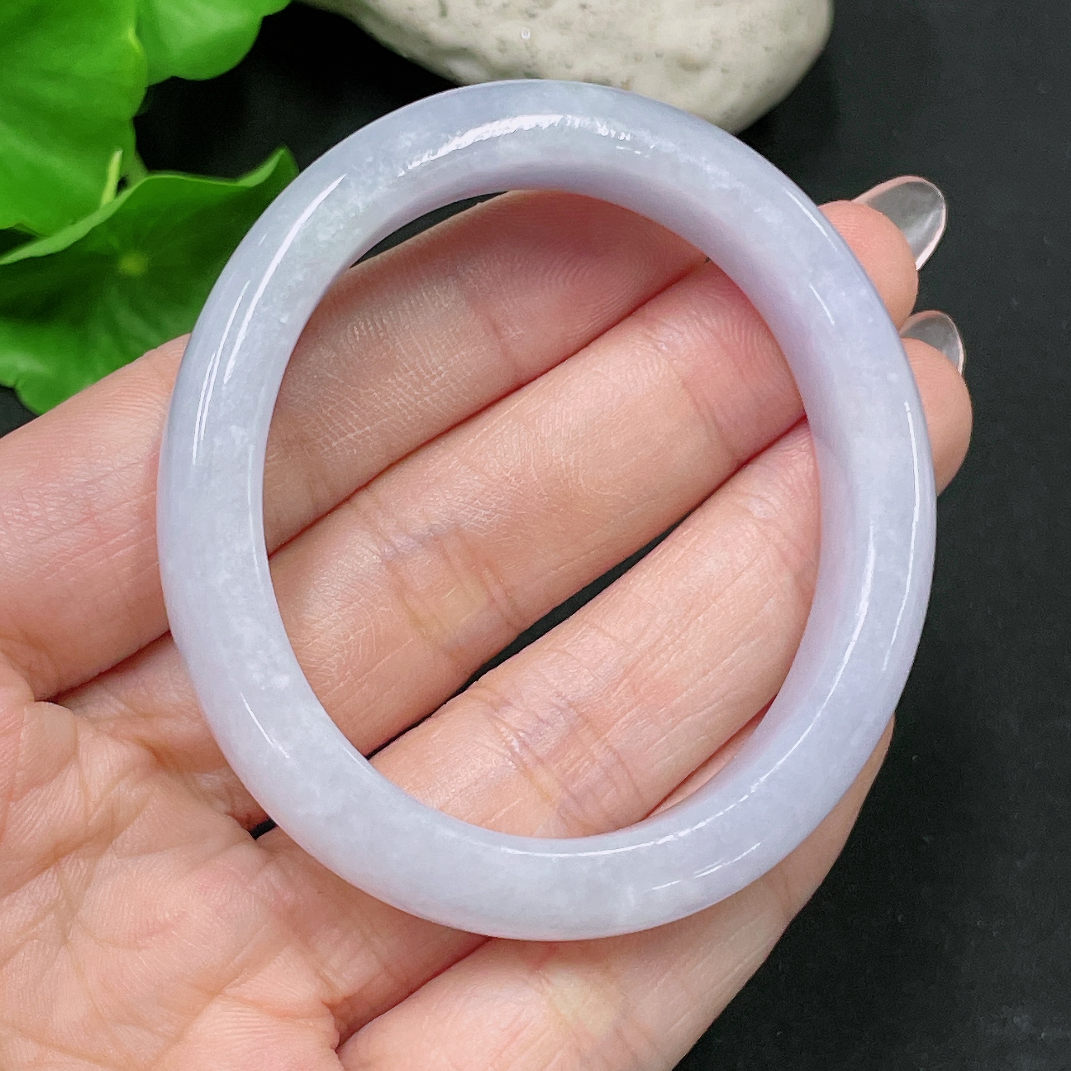 F34958444 Jadeite Imperial Concubine Bracelet Size 49.3/43.7 Total Weight Approx. 39.7g