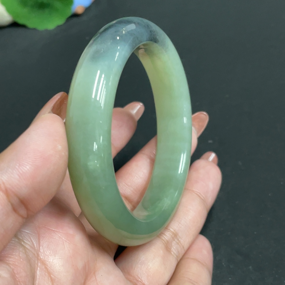 H34055049 Hetian Jade Round Bracelet Size 56.4 Total Weight Approx. 64.3g