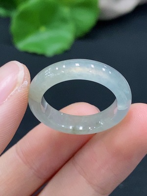 F32695908 Jadeite Ring Size 18 with Crack Total Weight Approx. 3.46g