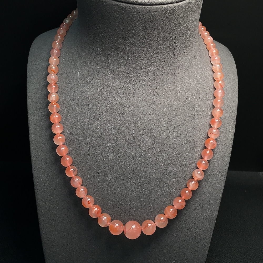 C30468884 Red Agate Beaded Necklace (Non-Gold) with Visible Organic Matter