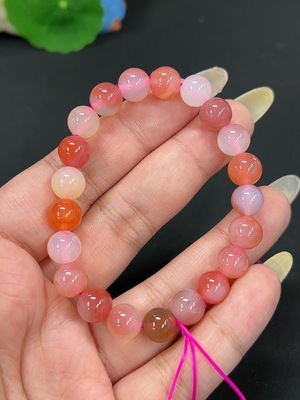 H42979189 盐源玛瑙手串 卡8.5mm左右 仅红色 货品总重约18.7g