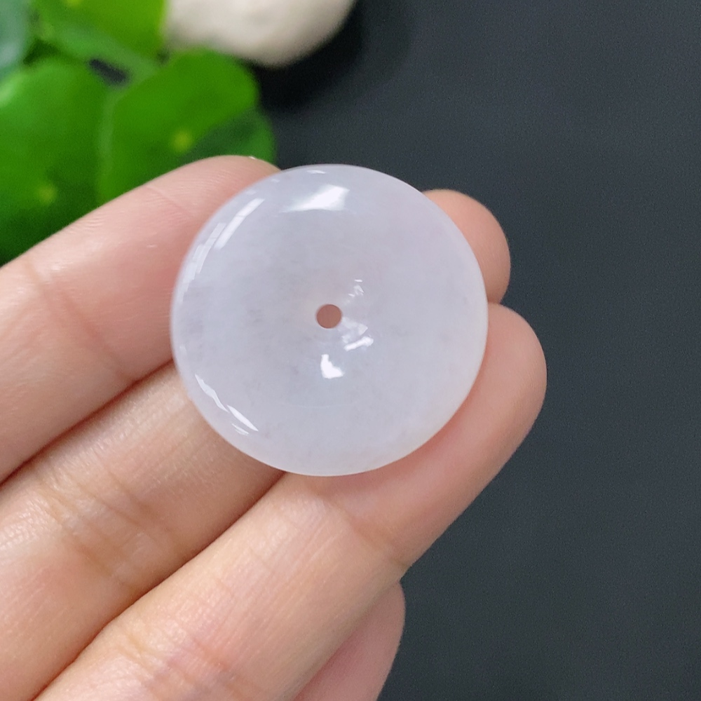 F30524050 Jadeite Pendant Safety Buckle Total Weight Approx. 5.5g