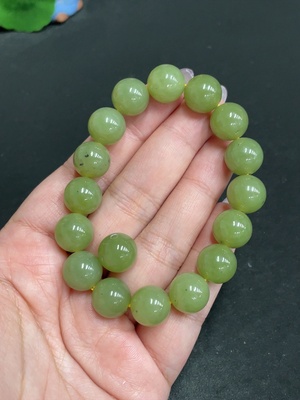 H33847558 Hetian Jade Bracelet, approx. 11.8mm beads, total weight approx. 45.8g