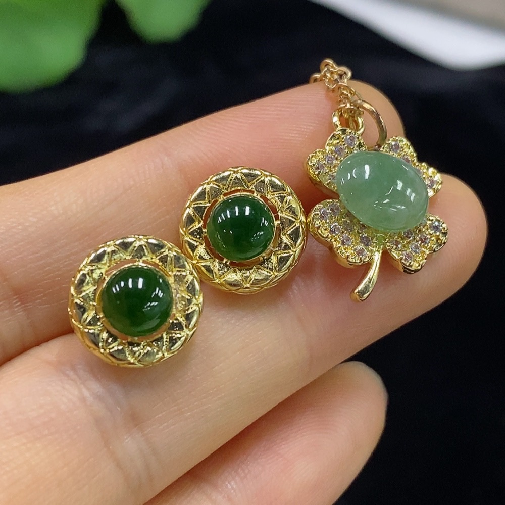 F34948811 Jadeite Earrings/Mounted Pendant Non-Gold